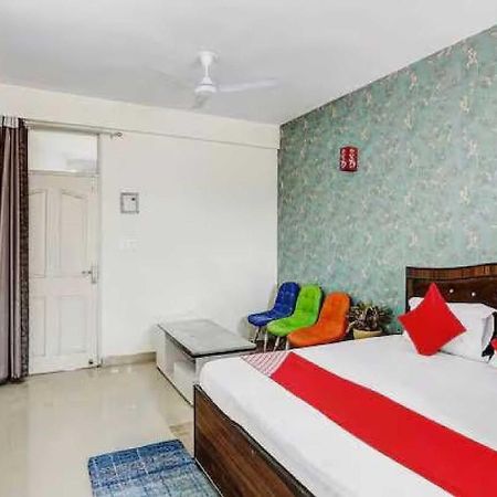 Hotel O Krishna Orchid Near Noida Sector 81 Metro Station Eksteriør billede