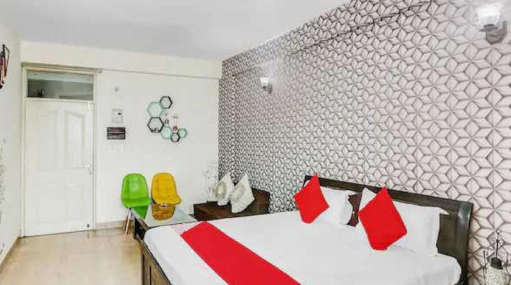 Hotel O Krishna Orchid Near Noida Sector 81 Metro Station Eksteriør billede