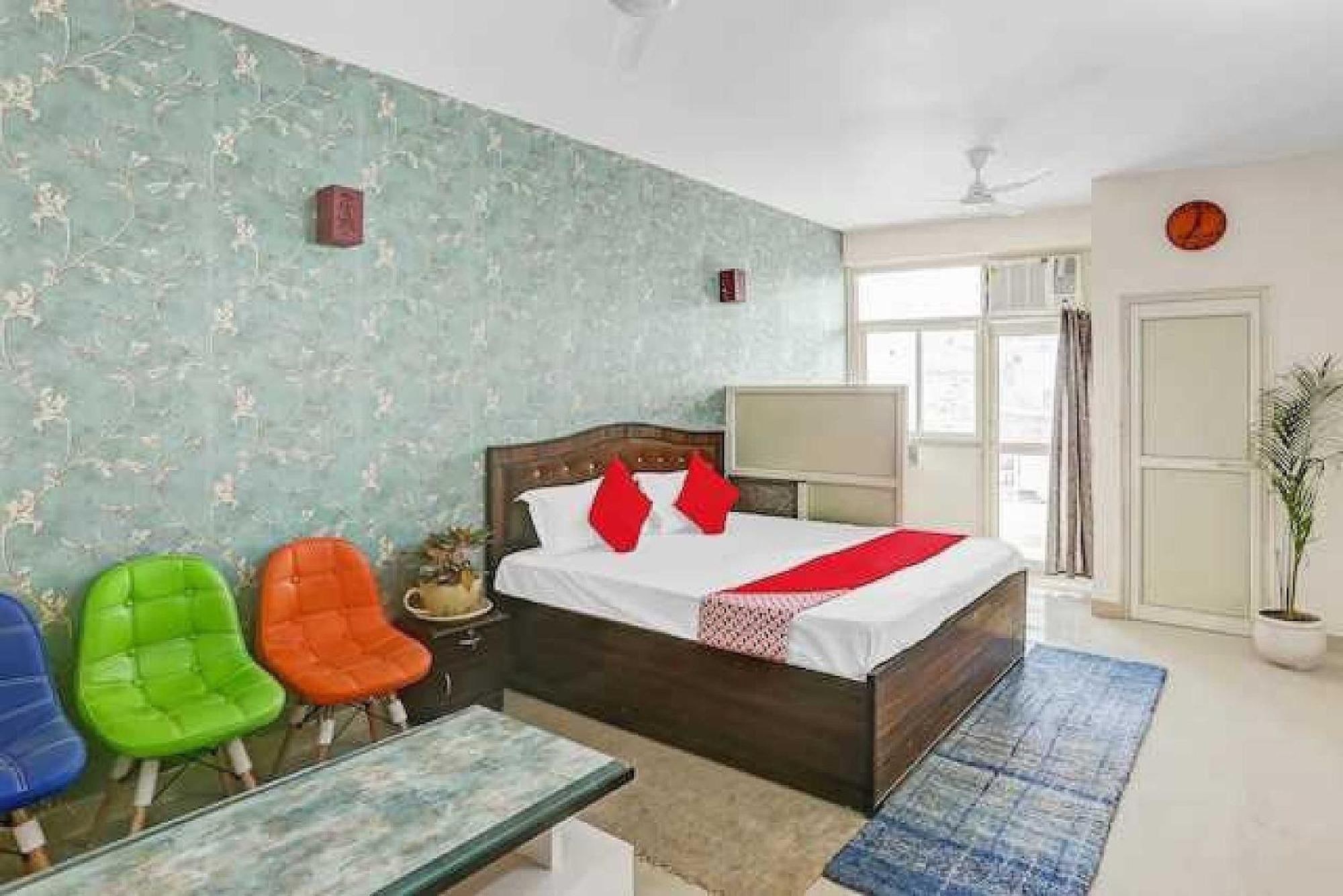 Hotel O Krishna Orchid Near Noida Sector 81 Metro Station Eksteriør billede